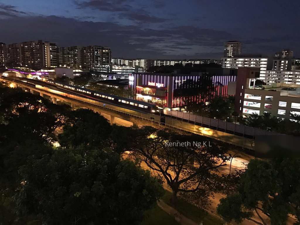 New Upper Changi Road thumbnail photo